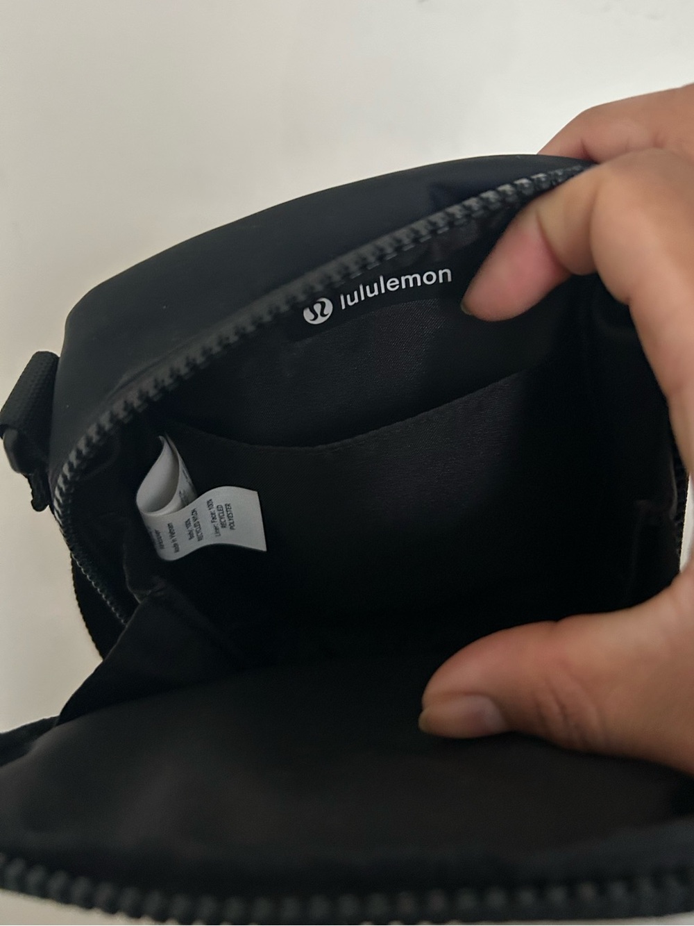 Lululemon Crossbody Bag - Picture 3 of 4